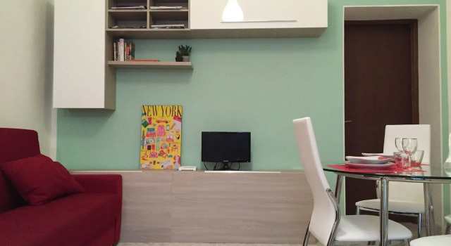 At Home - Navigli