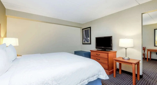 Люкс Hampton Inn Morehead City
