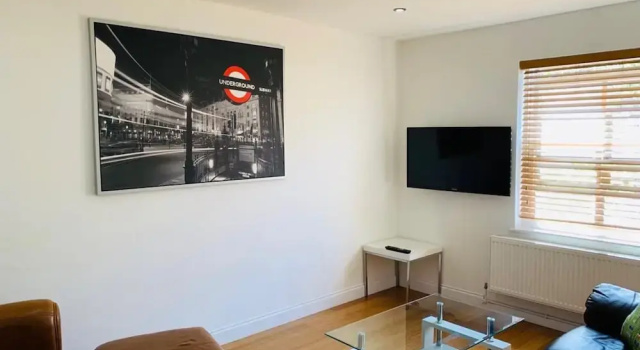 London Retreat at Hindsley's Place, Забронировать Отель Отели Англии 3 звезды, 3*