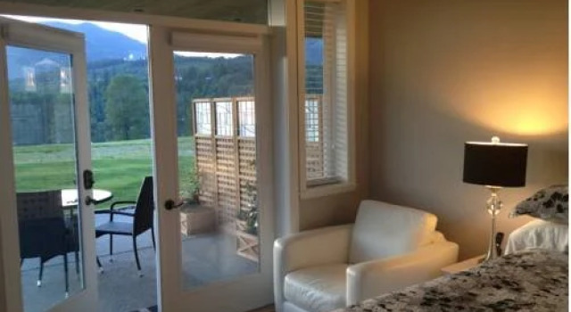 Harmony Ridge Bed & Breakfast, Prenota Hotel Lake Cowichan Vancouver Island