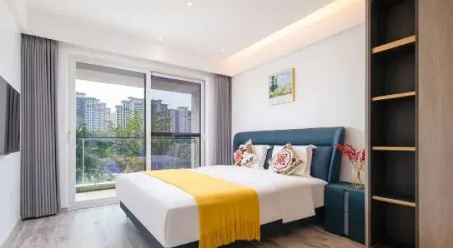 Люкс с 4 комнатами Sanya Haitang Mingyue Suite Vacation Apartment