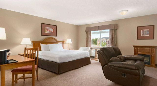 Days Inn Oromocto, Book Hotel Hoteller i River Valley med pool, Swimmingpool