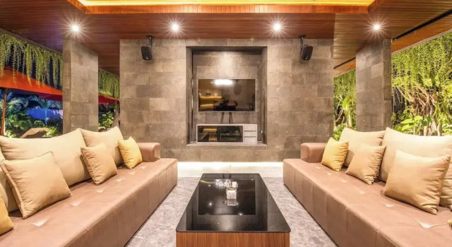 Stylish 5BR Private Villa, Central Seminyak, Rezerwuj Hotel Hotele w Badung z parkingiem, Parking