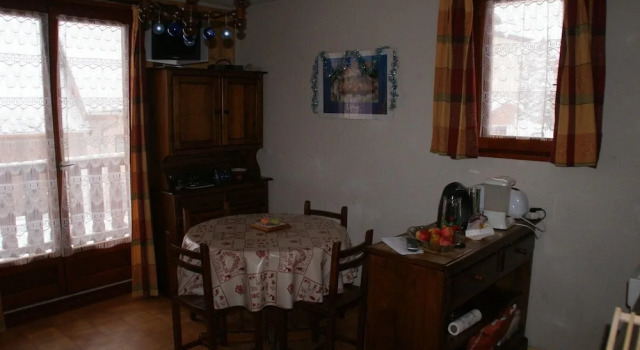 Erida415 2 Rooms 4 People 2 South-west Facing, Забронировать Отель Отели Galibier-Thabor с парковкой, Парковка