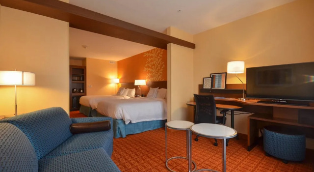 Студия Fairfield Inn & Suites by Marriott St. Louis Pontoon Beach/Granite City, IL