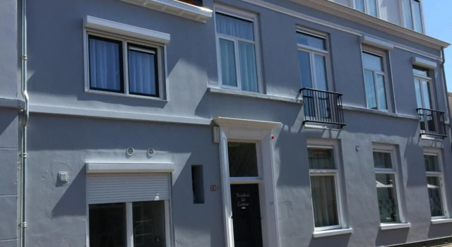 Penthouse DeLuxe, Забронировать Отель Осткапелле Зеландия