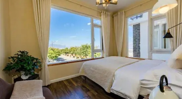 Люкс Deluxe Floral Hotel·DALI LUTAI GUEST Hotel