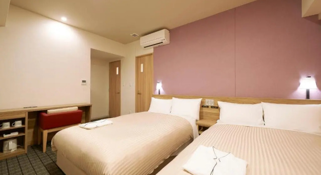 Двухместный номер Deluxe Sotetsu Fresa Inn Osaka Shinsaibashi