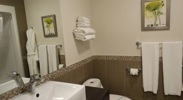 Четырёхместный номер Standard Auberge lAmbassadeur