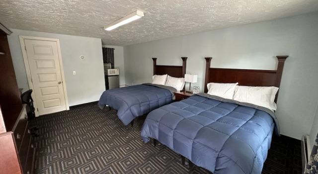 Red Fox Motel, Book Motel Foxborough Massachusetts