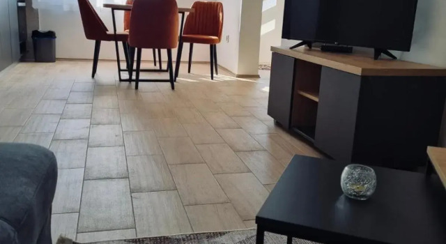 OM Apartment