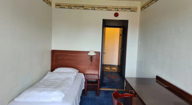 Одноместный номер Economy с балконом SKAP Hostel Mandal