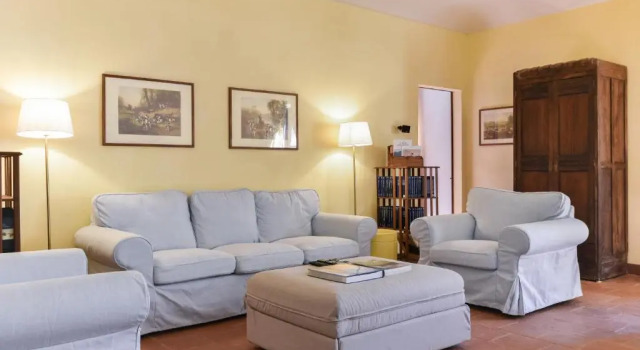 Scuderie I Berroni, Book Hotel Racconigi Langhe