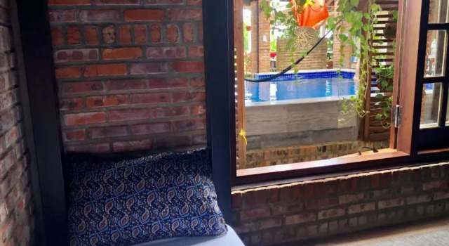 Кровать в общем номере Calm House Hotel Hoi An 1