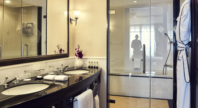 Двухместный номер Superior Sofitel Phnom Penh Phokeethra