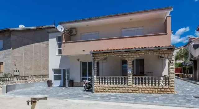 Апартаменты Spacious Two sis Apartments in Zadar With Terrace