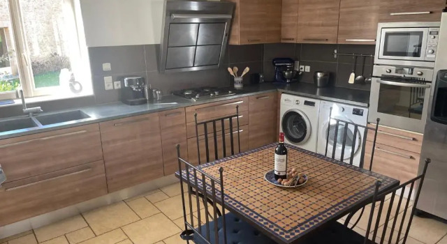 Коттедж с 3 комнатами Manoir de La Brunie-Grand Longere