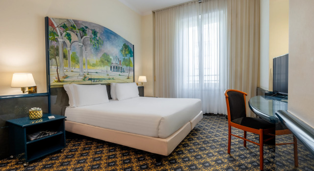 Отель iH Hotels Milano Ambasciatori