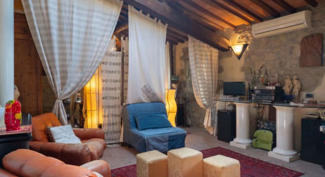 Le Buche (PEL110), Varaa Hotelli Hotellit Pelago uima-altaalla, Uima-allas
