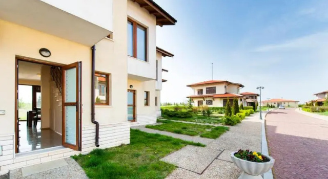 Lighthouse Apartments and Villas, Prenota Appartamento Hotel a Dobrich Province con colazione, Colazione