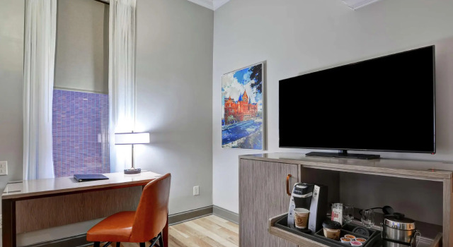 Двухместный номер Standard The Cincinnatian Curio Collection by Hilton
