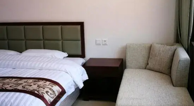 Двухместный люкс Deluxe Beijing Dongshanyuan Hotel