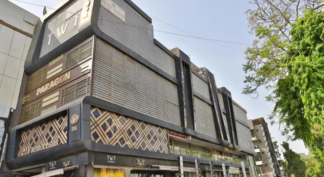 OYO Premium Law Garden C G Road