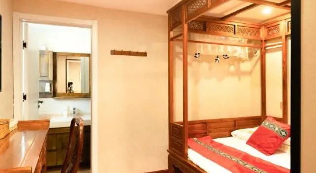Четырёхместный люкс Beijing Rong Courtyard Boutique Hotel