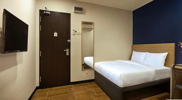 Двухместный номер Standard ZONE Hotels
