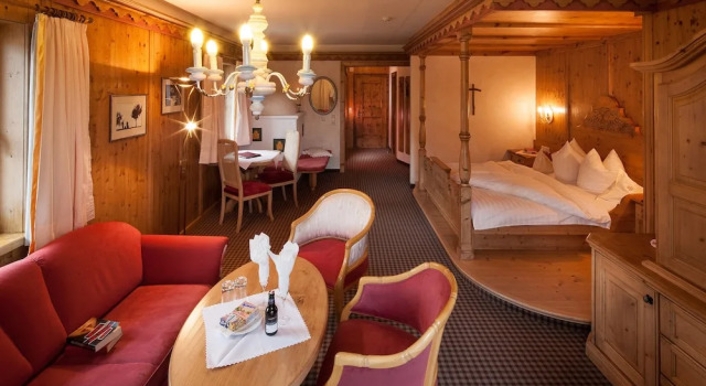 Номер Deluxe Das Traditionshotel Schwarzer Adler