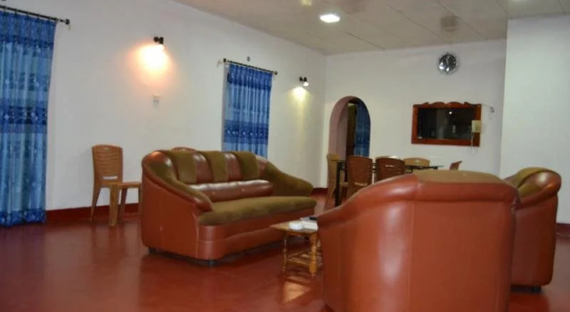 Amro Guest and Restaurant, Забронировать Гостевой дом Гостевые дома Бандаравела, рядом с Bandarawela Railway Station, Гостевой дом