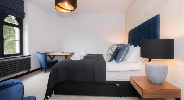 Locksbrook Lodge, Varaa Hotelli 3 tähden hotellit kohteessa Merseyside, 3*