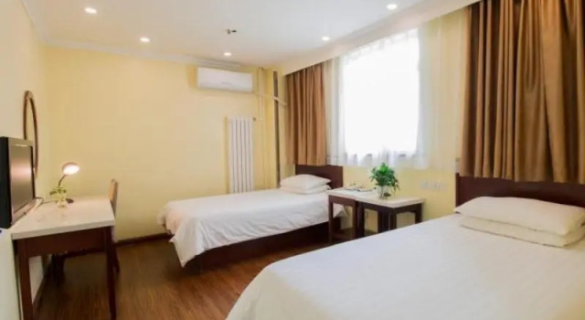 GreenTree Inn Beijing Tiantan Songjiazhuang Metro Station