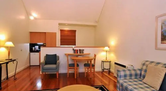 Villa 1br Merlot Villa located within Cypress Lakes Resort, Забронировать Курортный отель Поколбин Hunter Valley, рядом с Винодельня Usher Tinkler Wines
