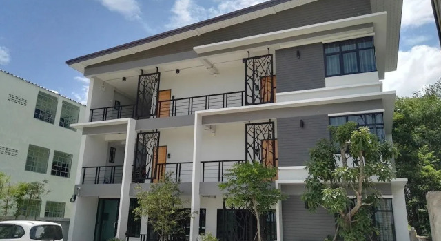 Bedsday Korat, Varaa Hotelli Hotellit North-Eastern Thailand pysäköinnillä, Pysäköinti