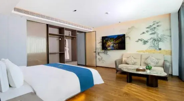 Люкс White Horse Hotel