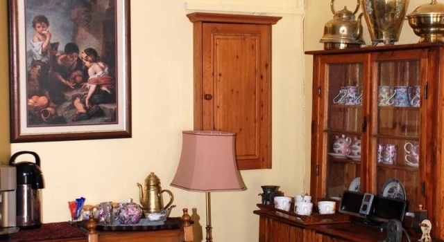 Braeside Guest House, Забронировать Гостевой дом Гостевые дома Свеллендам, рядом с NG Church Swellendam, Гостевой дом