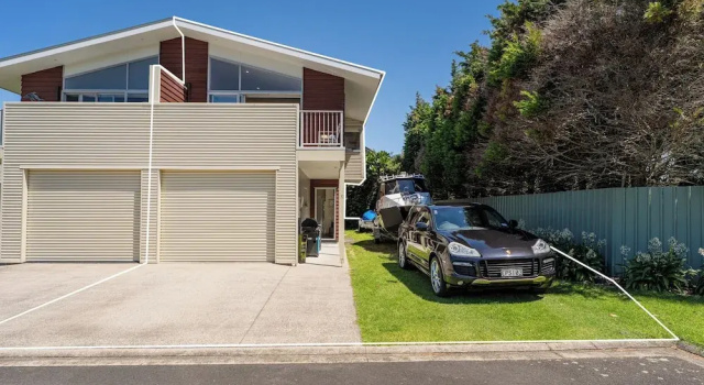 Апартаменты с 3 комнатами с балконом Ocean Serenity Apartments Whitianga