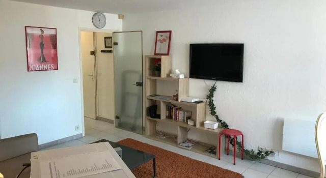Appartement CANNES bord de mer, Забронировать Апартаменты/квартира Отели Канн с парковкой, рядом с Le Croisette Casino Barriere de Cannes, Парковка