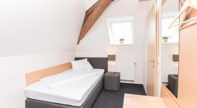 Camera Standard Das Hotel by Ferber