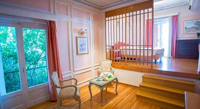 Standardní Apartmá Delphi Palace