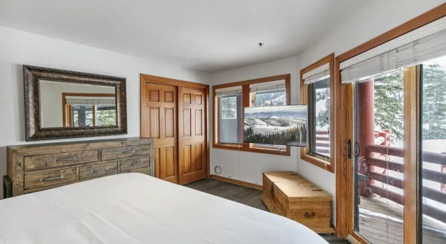 11 - Two Bedroom with Spa Enclave 2 Condo, Varaa Lomakeskus Park City 