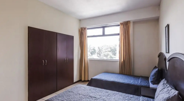 Sophistidated 2 BDRM Apartment @ Zona 14, Prenota Appartamento Zona 1 