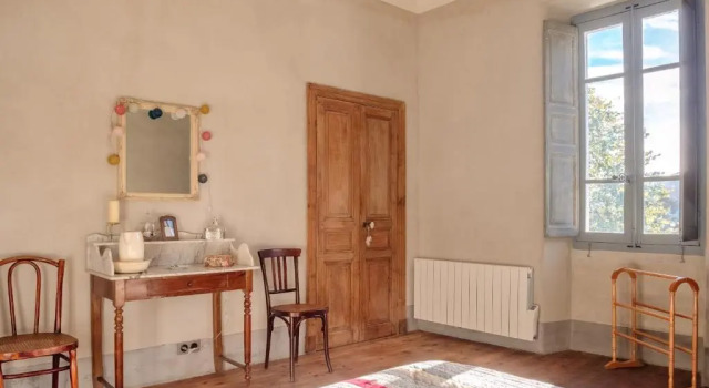 Maison de 4 chambres avec terrasse amenagee et wifi a Levie, Varaa Hotelli  