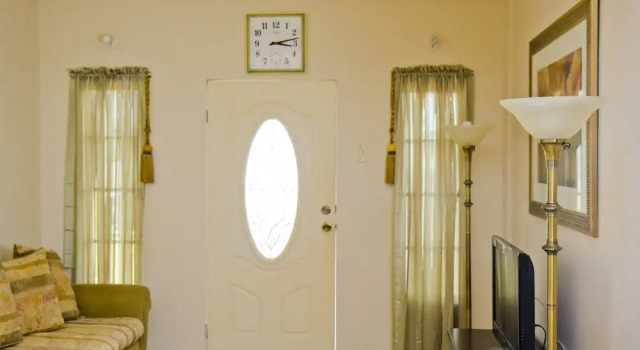 Апартаменты Port of Spain Breezy Guest Apartment