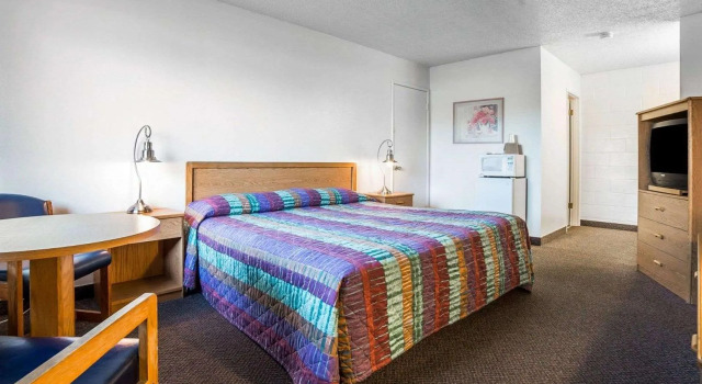 Двухместный номер Standard Rodeway Inn & Suites