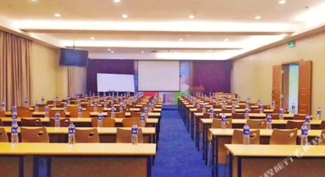 Wenxing Chain Hotel Chancheng Dongfang, Boek Hotel Hotels in Guangdong met parkeren, Parkeren