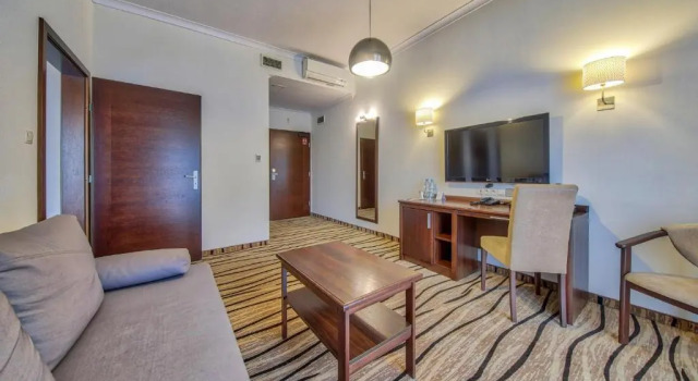 Hotel Arkas, Rezervați Hotel Prószków Opolskie