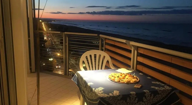 Апартаменты Appartamento mozzafiato fronte mare