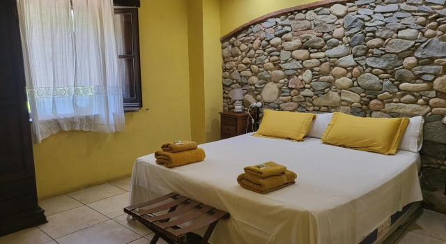 HOTEL PASTERAL RIU TER, Buchen Sie Hotel Hotels in Girona mit Pool, Schwimmbad
